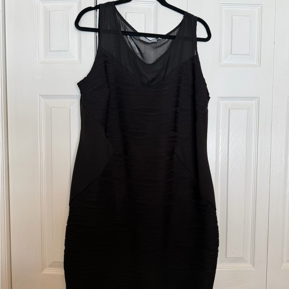 Elegant Black Sleeveless Dress